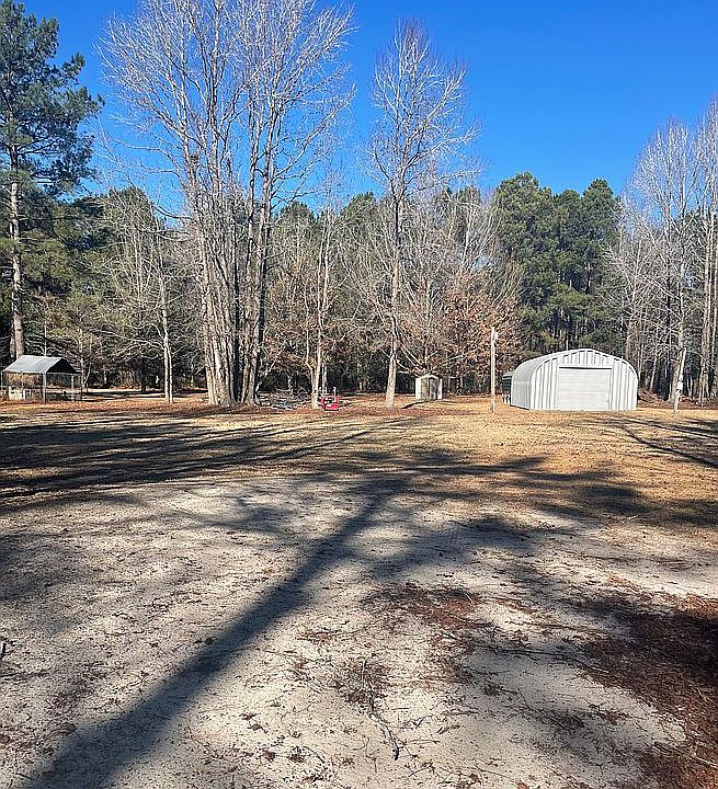 1st image of 326 W Waterway Dr