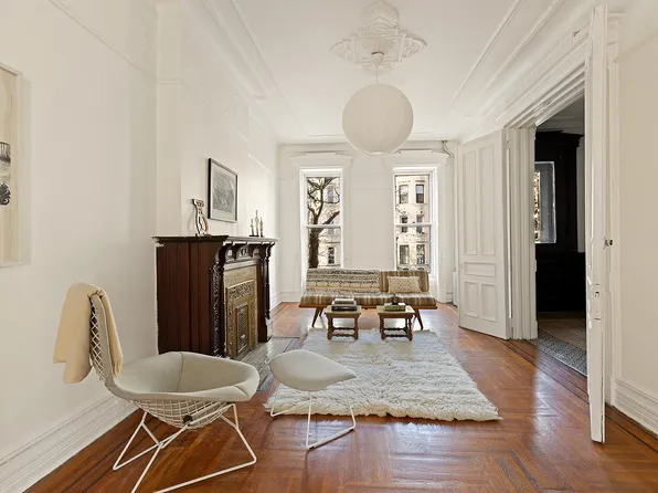 292 Halsey Street image 1 of 17