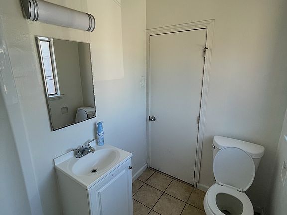 3rd image of 6524 Marbrisa Ave #C