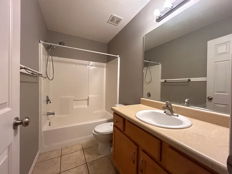 Common Bathroom