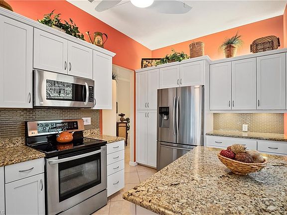 4th image of 2383 Ravenna Blvd Unit 201