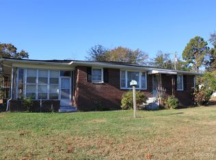 343 Providence Rd, Forest City, NC 28043