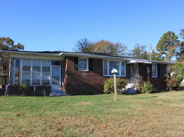 343 Providence Rd, Forest City, NC 28043