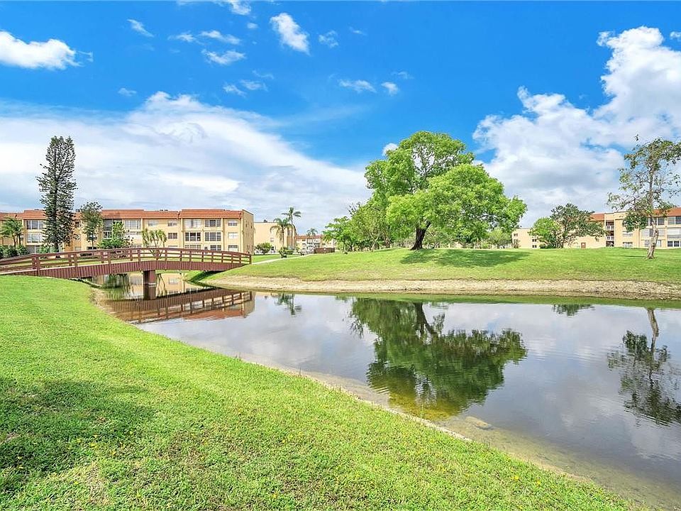 1st image of 9010 Sunrise Lakes Boulevard #211