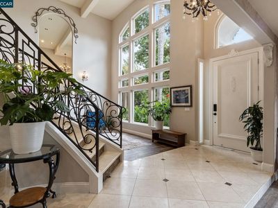 2550 E Jenny Ave, Fresno, CA, 93720