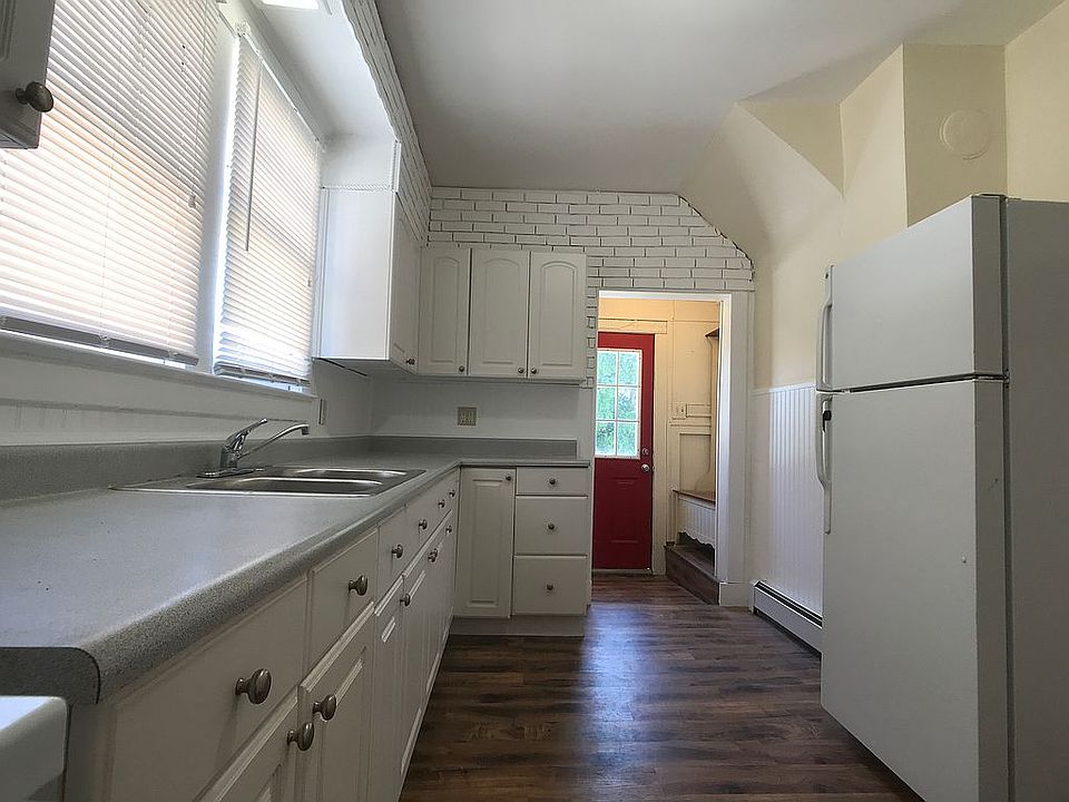 288 Hoosick St, Troy, NY 12180 Zillow
