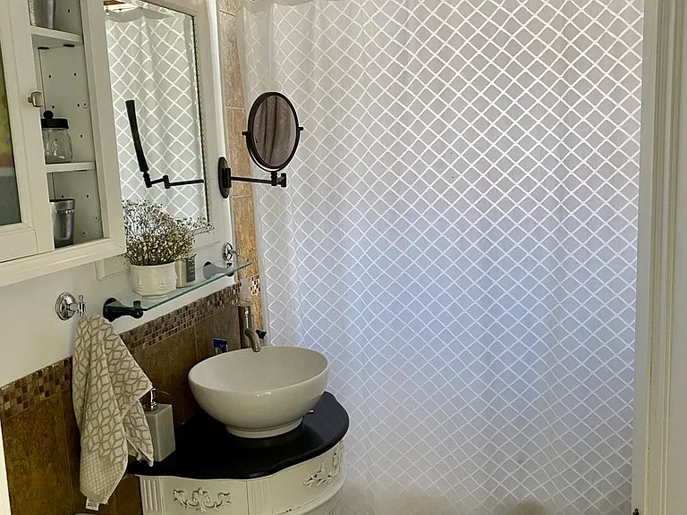 5328 W Drummond Pl #2 — Photo 9