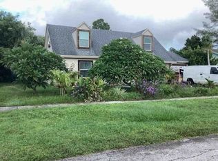 777 Carissa Dr, Royal Palm Beach, FL 33411