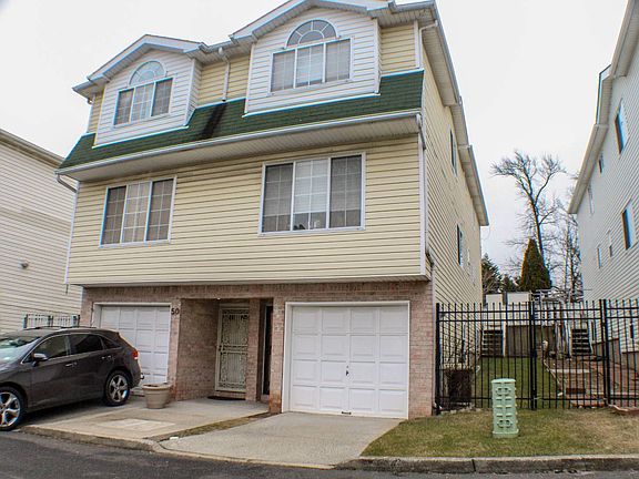 2nd image of 52 Belair Ln