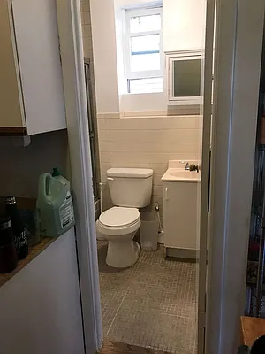 Rented by Urban Real Estate Property Group Inc | media 27