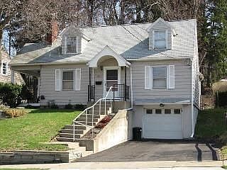 2nd image of 151 Park Ave