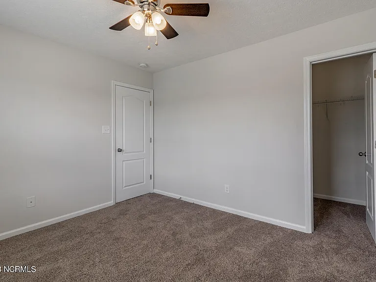 3118 Bettye Gresham Ln — Photo 24