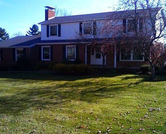 2nd image of 1505 Lealand Dr