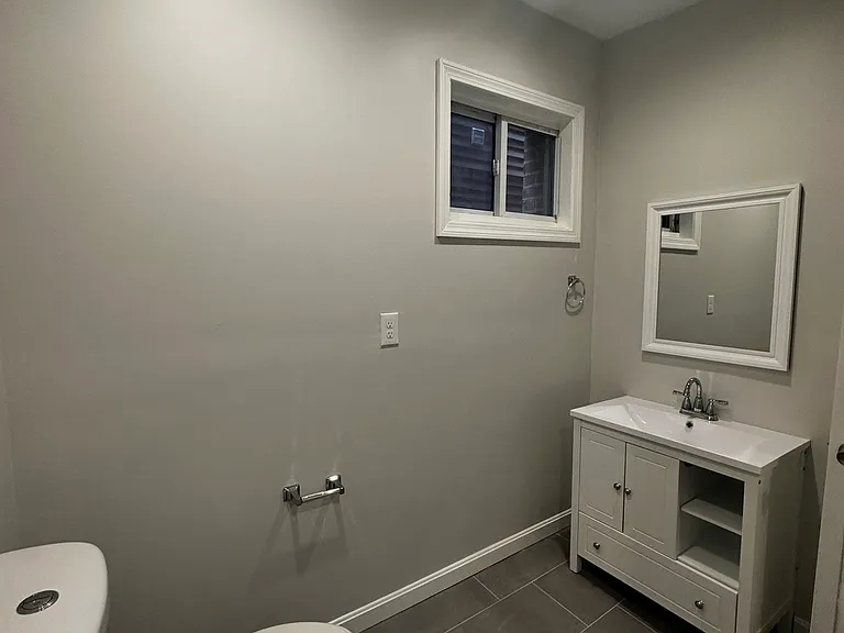 249 Maverick St #2 — Photo 3