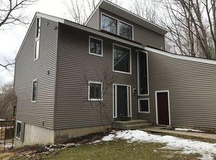 450 Henderson Rd, Williamstown, MA 01267