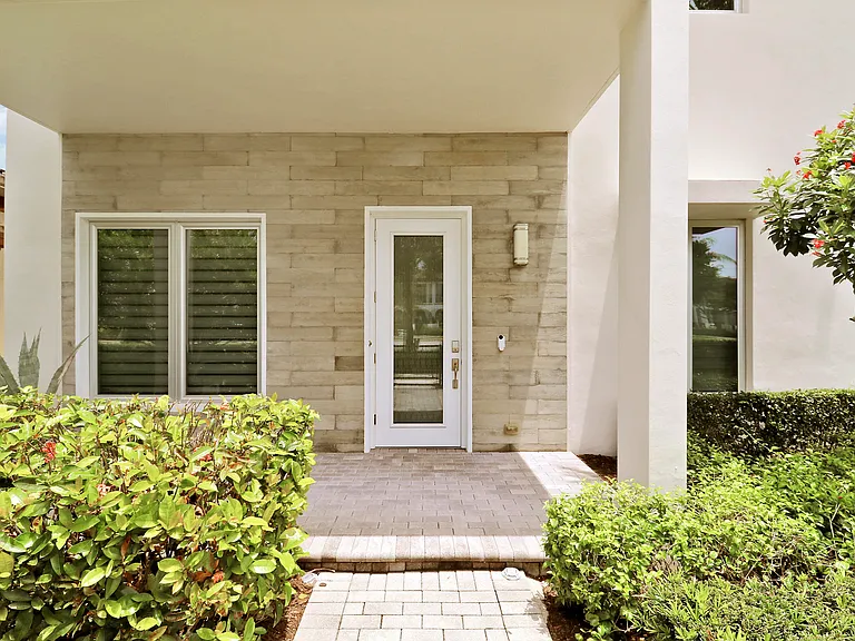 5029 Grandiflora Rd — Photo 37