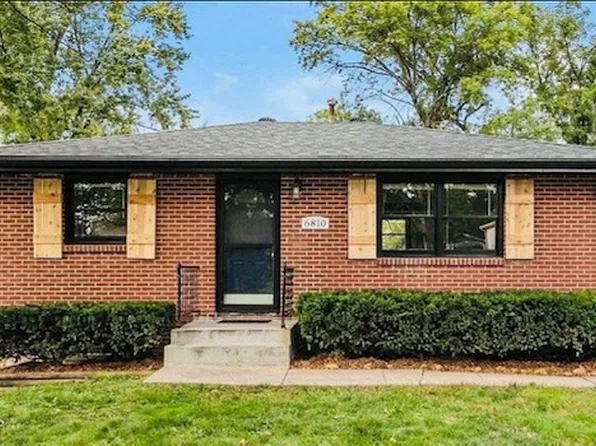 6810 Holdrege St, Lincoln, NE 68505