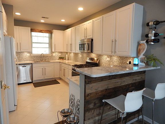 3rd image of 2860 Glacier Way Unit C