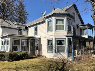 300 N Brookfield Rd, Barre, MA 01005