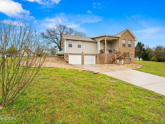 2nd image of 110 Ponderosa Dr