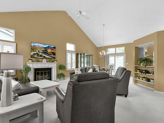 3rd image of 2805 Westbreeze Dr