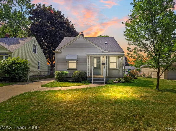 3130 Chestnut St, Dearborn, MI 48124