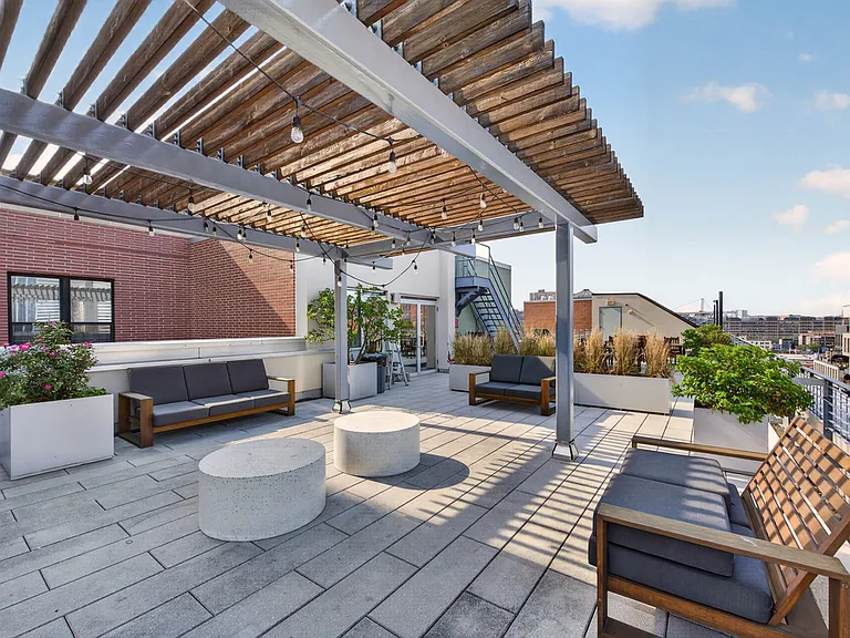25 McWilliams Pl — Photo 14