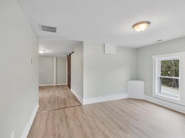 39 S Barnstead Rd #B — Photo 5