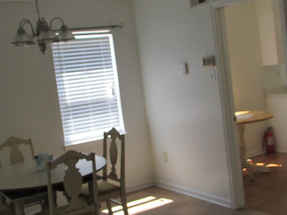 5th image of 4833 Appleville St