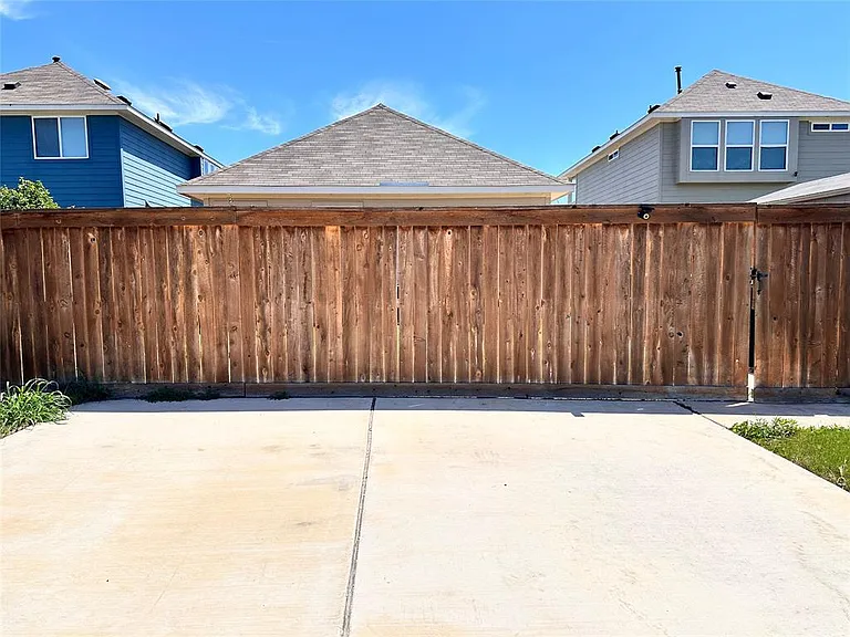137 Rustic Glen Dr — Photo 18
