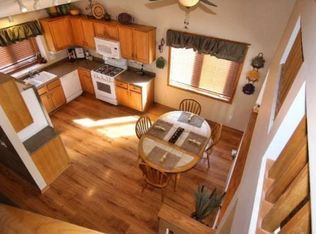 13161 Fordham Ct, Apple Valley, MN 55124