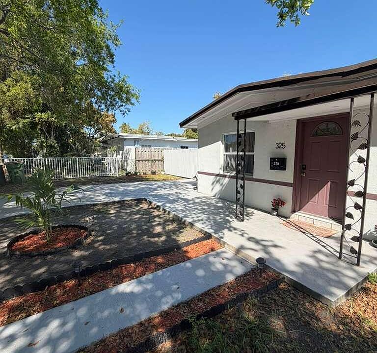 1st image of 325 NW 135th Street