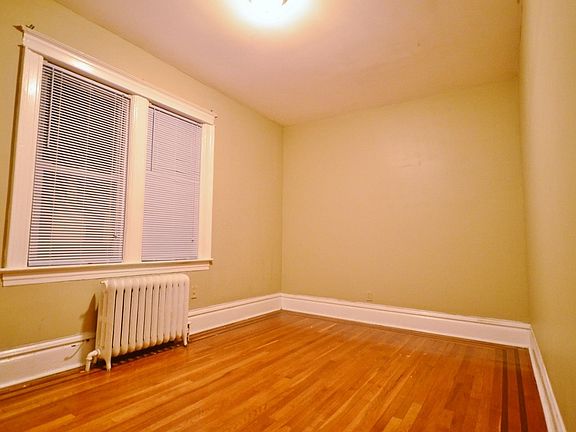 Large Bedroom