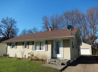 2816 Midland Dr, Erie, PA 16506