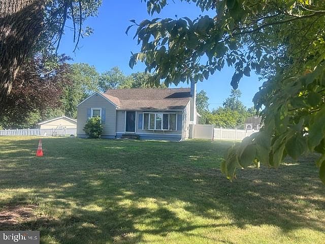 1st image of 6279 Hulmeville Rd