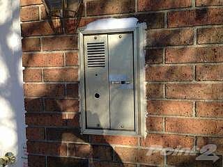 1033850-3