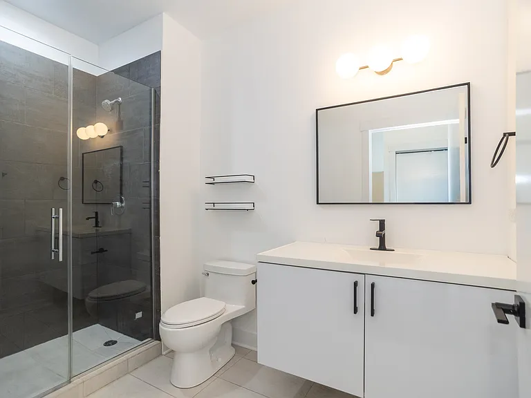 4234 N Western Ave #3E — Photo 5