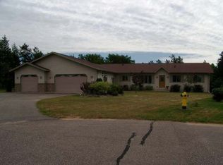 1521 Kings Hill Dr, Tomahawk, WI 54487