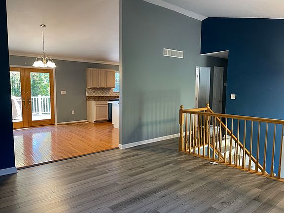 1Living room Into dining room_07272022