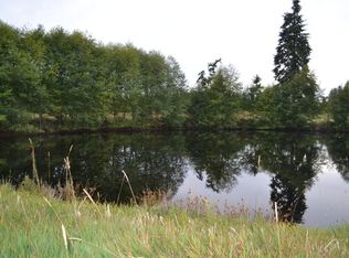 261 E Sleeper Rd, Oak Harbor, WA 98277