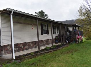 114 Prospect St, Hallstead, PA 18822