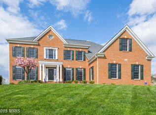 1 Hidden Ponds Ct, Gaithersburg, MD 20878