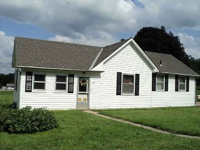 1st image of 801 S Elm St