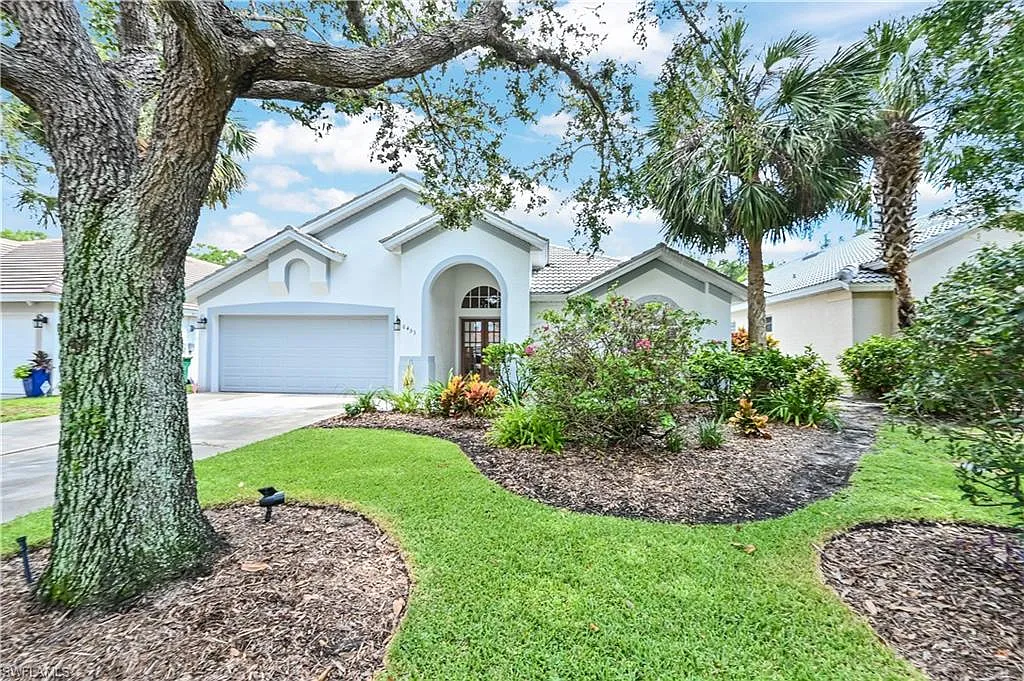 3 bed, 2.0 bath, 1729 sqft, $9,500 — Photo 3