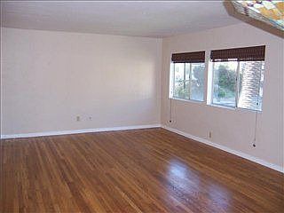 3rd image of 8041 Windsor Dr