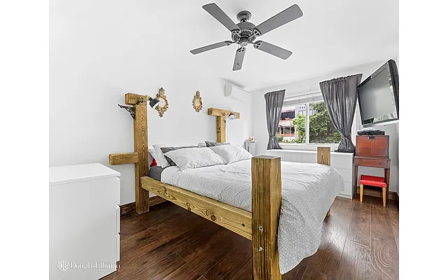 Sold by Douglas Elliman | media 5
