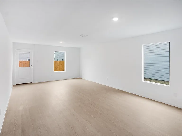 725 Wagtail Dr — Photo 5