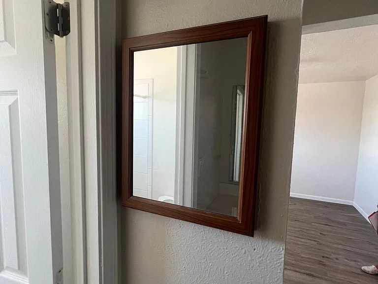 911 Alvarado Dr SE #4 — Photo 14