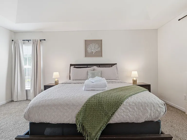 7149 Cobden Ln — Photo 8