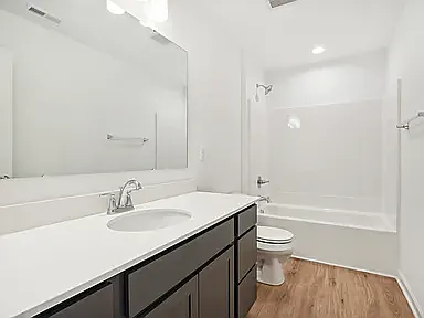 4 bed, 2665 sqft, $2,750 — Photo 3